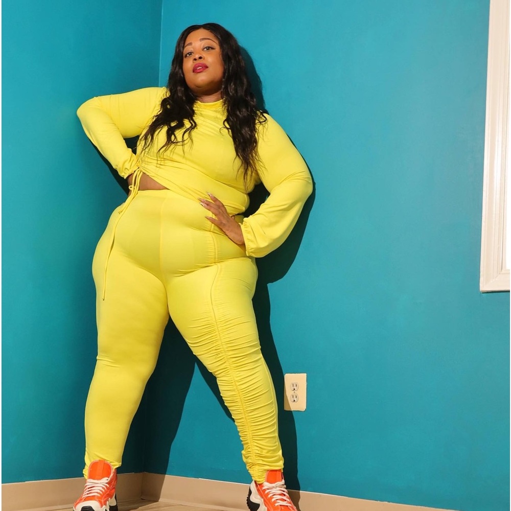 Yellow crop legging set